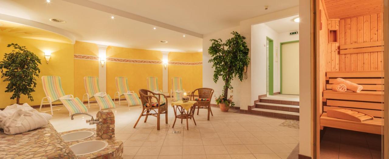 פיס Hotel Albarella מראה חיצוני תמונה